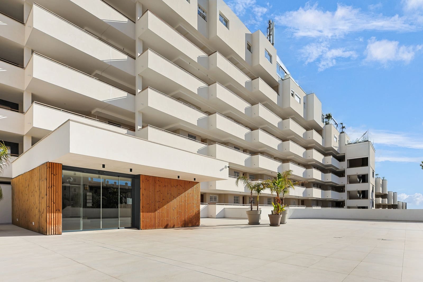 3 bedroom Flat for rent in Portals Nous with pool - € 2,800 (Ref: 9714019)