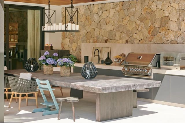 7 chambre Villa/Maison à vendre à Santa Ponsa, Calvià avec piscine garage - 8 900 000 € (Ref: 9798407)