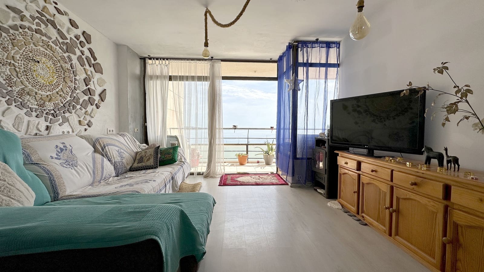 2 soverom Leilighet til leie i Palmanova med garasje - € 2 050 (Ref: 9816552)