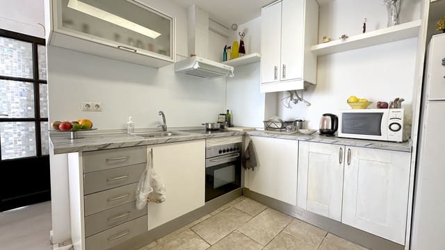2 soverom Leilighet til leie i Palmanova, Calvià med garasje - € 2 050 (Ref: 9816552)