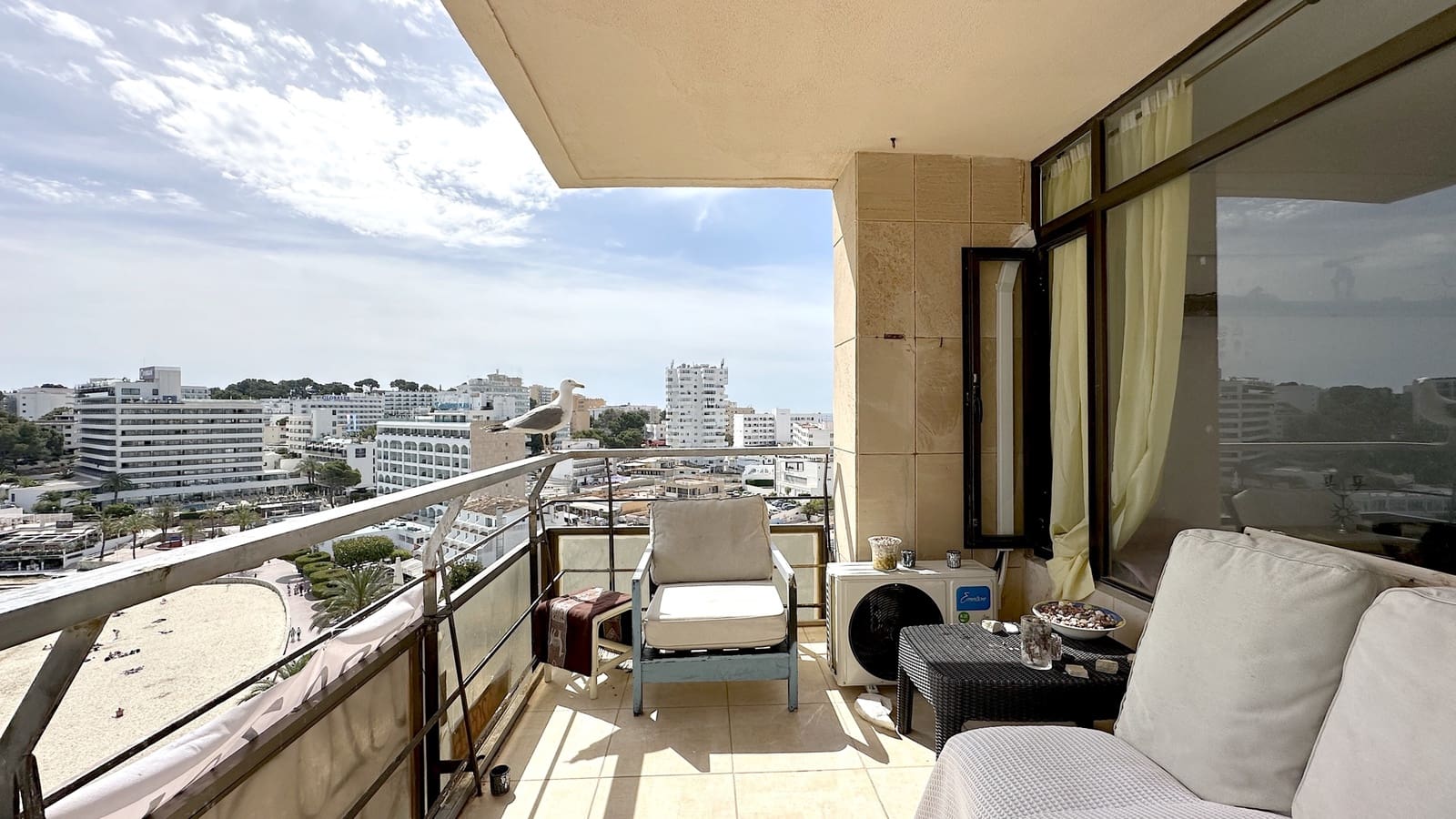 2 soverom Leilighet til leie i Palmanova med garasje - € 2 050 (Ref: 9816552)