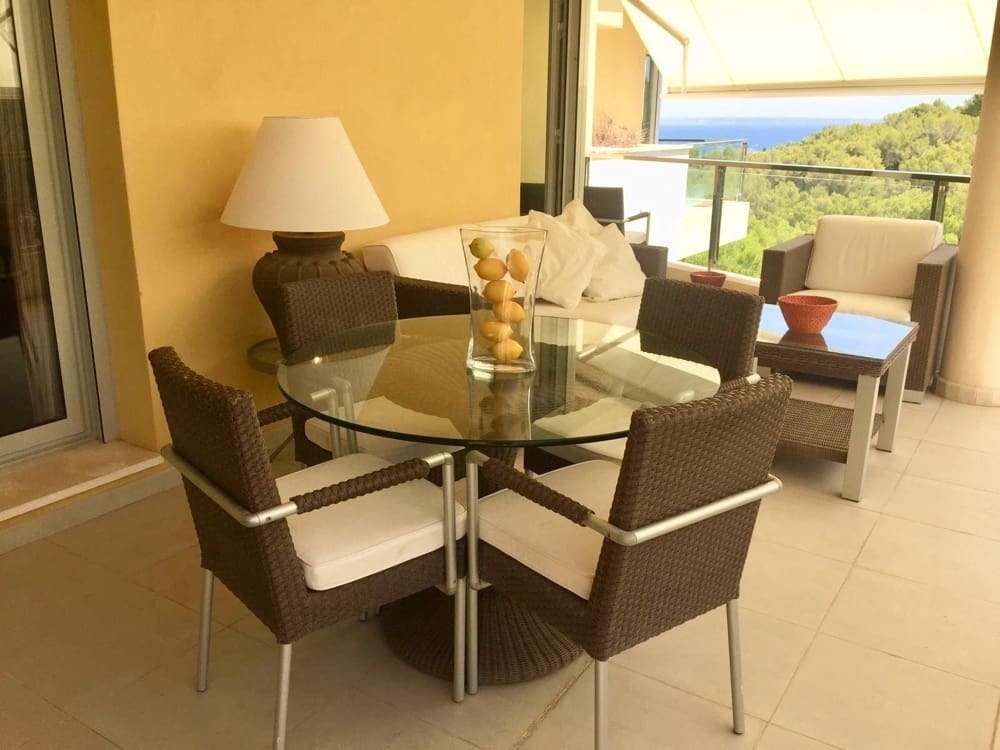3 makuuhuone Kattohuoneisto vuokrattavana paikassa Sol de Mallorca mukana uima-altaan 
autotalli - 3 200 € (Ref: 9816652)