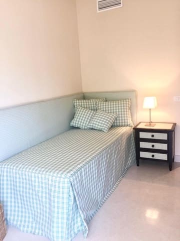 3 soverom Penthouse til leie i Sol de Mallorca, Calvià med svømmebasseng garasje - € 3 200 (Ref: 9816652)
