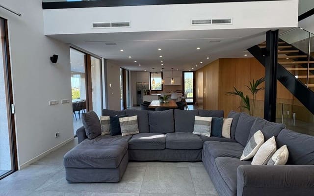 3 soveværelse Villa til leje i Alcúdia med swimmingpool - € 15.000 (Ref: 9819642)