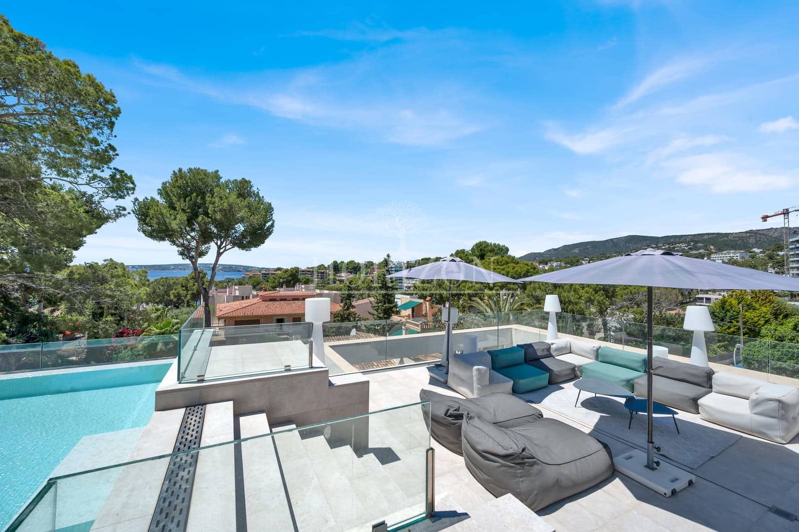 5 soveværelse Villa til salg i Bendinat med swimmingpool garage - € 6.500.000 (Ref: 9858816)