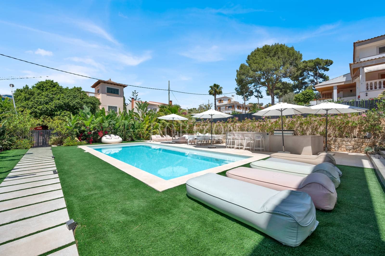 5 soveværelse Villa til salg i Bendinat med swimmingpool garage - € 6.500.000 (Ref: 9858816)