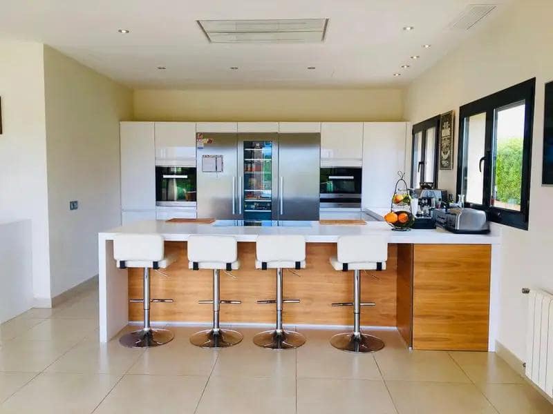 5 bedroom Villa for rent in Cala Vinyes / Cala Vinyas / Cala Vinas with pool garage - € 12,000 (Ref: 9863590)