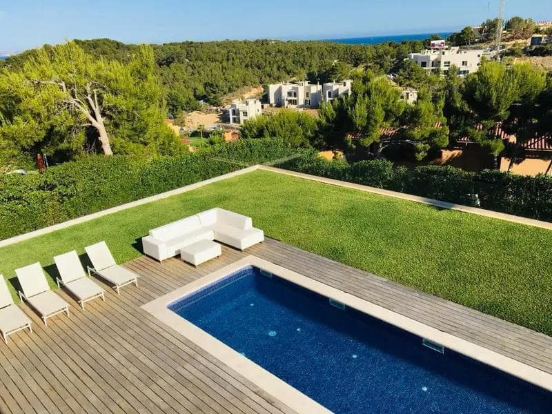 5 bedroom Villa for rent in Cala Vinyes / Cala Vinyas / Cala Vinas with pool garage - € 12,000 (Ref: 9863590)