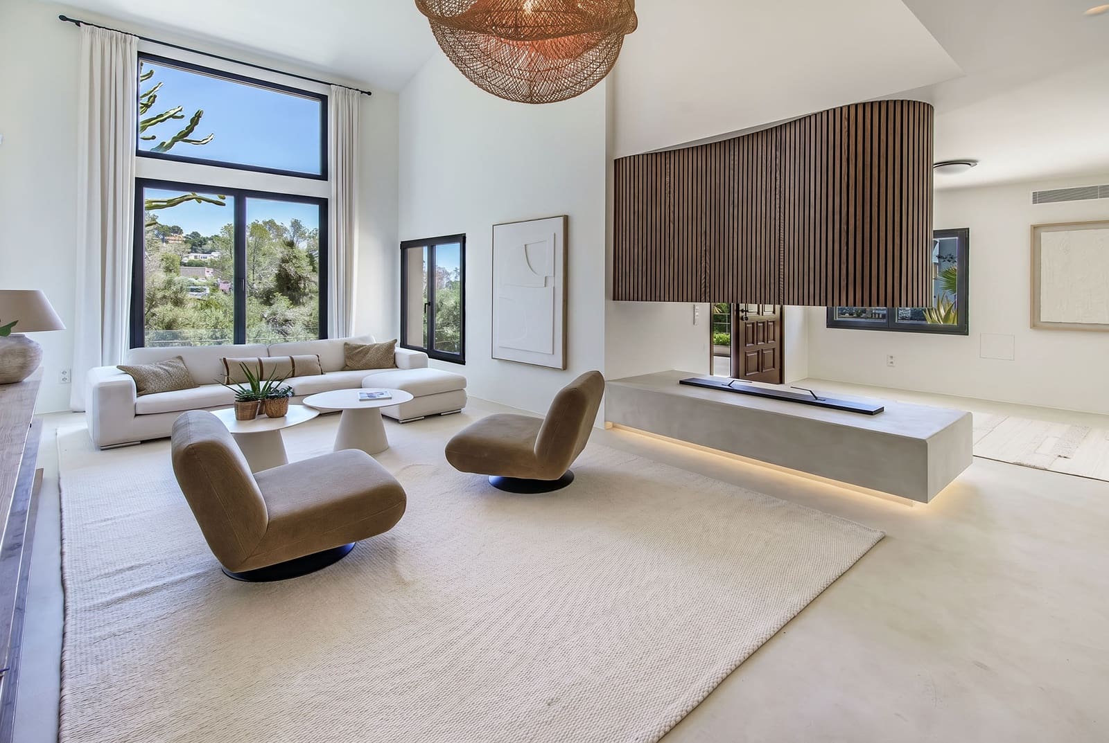 4 bedroom Villa for sale in Costa d'en Blanes with pool garage - € 3,900,000 (Ref: 9867898)