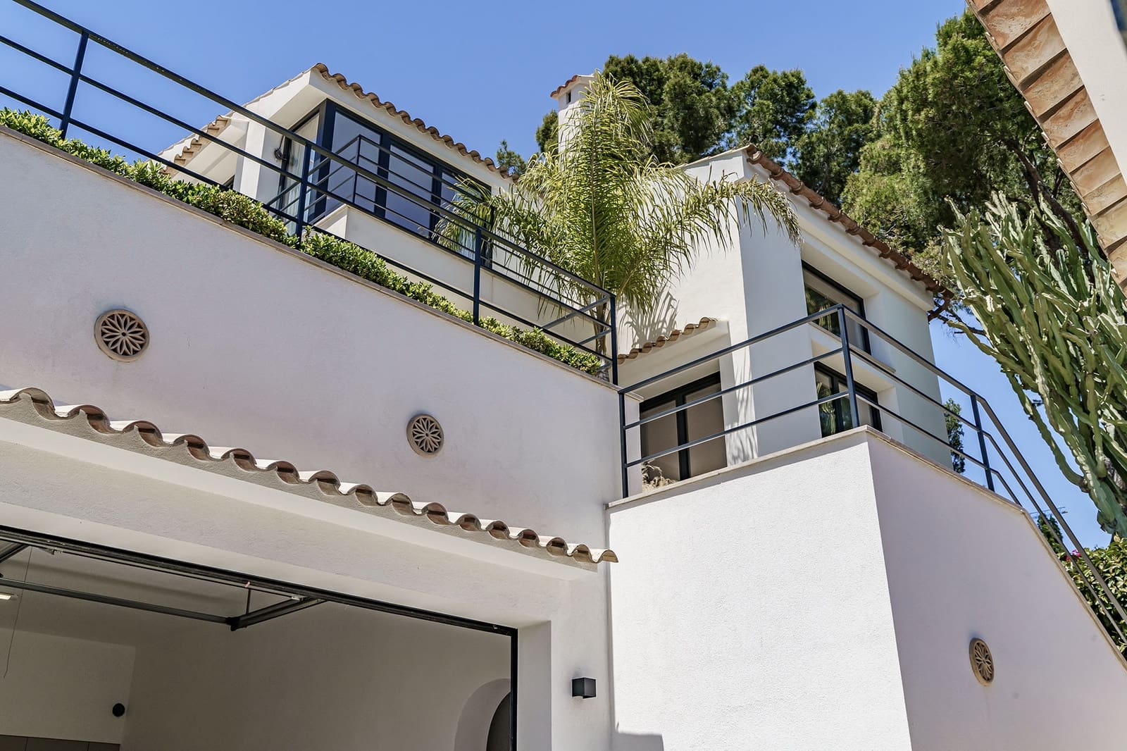 4 bedroom Villa for sale in Costa d'en Blanes with pool garage - € 3,900,000 (Ref: 9867898)