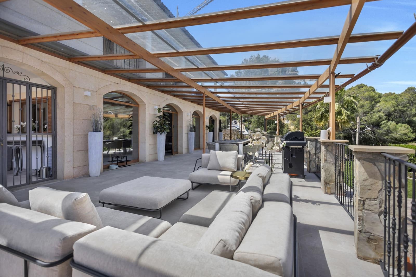 6 bedroom Villa for rent in Costa de la Calma with pool garage - € 37,800 (Ref: 9867899)