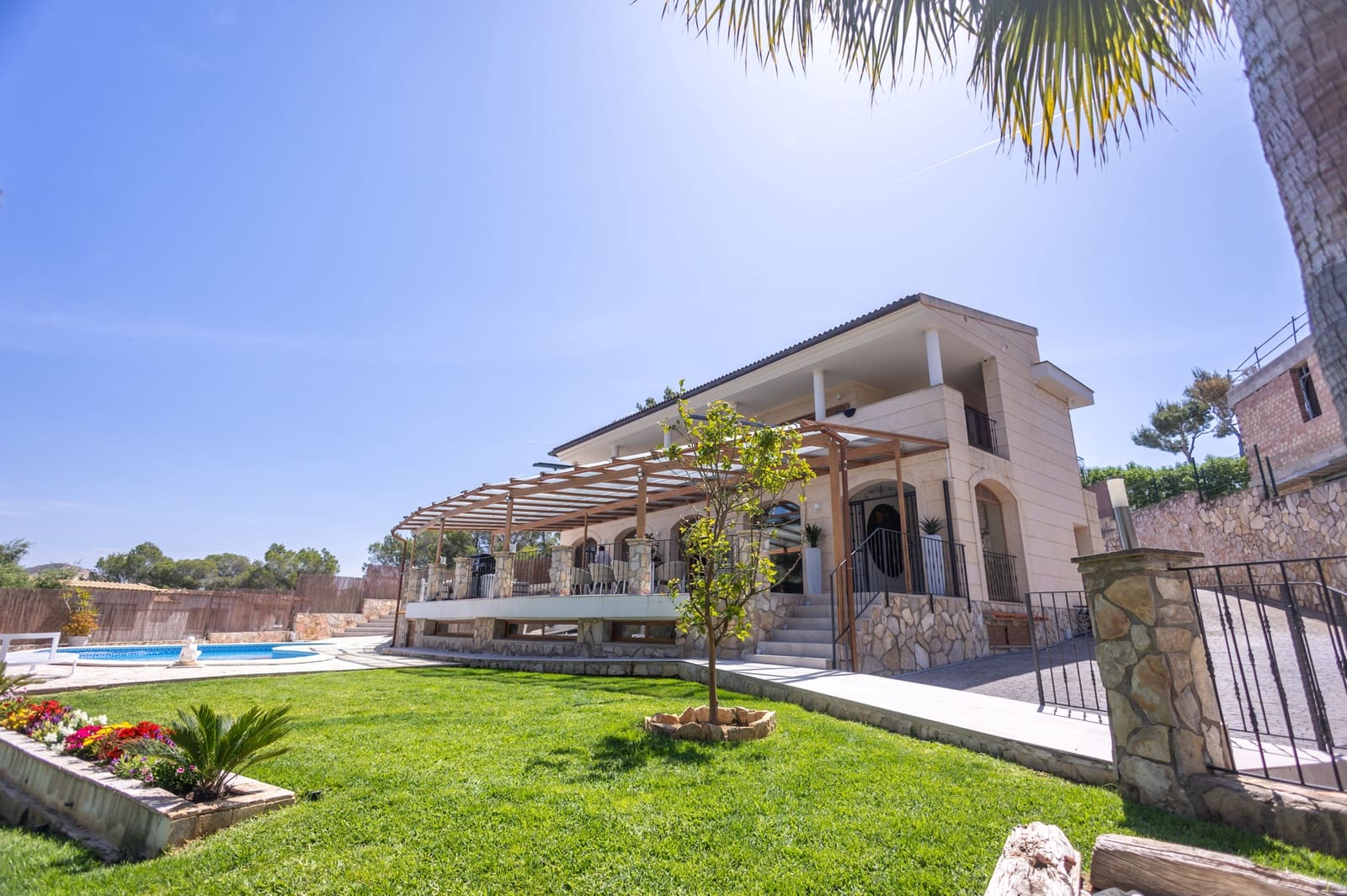 6 bedroom Villa for rent in Costa de la Calma with pool garage - € 37,800 (Ref: 9867899)