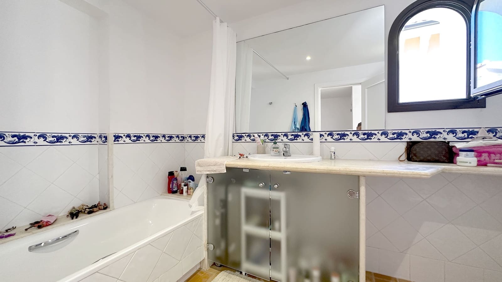 3 sovrum Hus att hyra i El Toro / Port Adriano med pool garage - 4 500 € (Ref: 9915046)