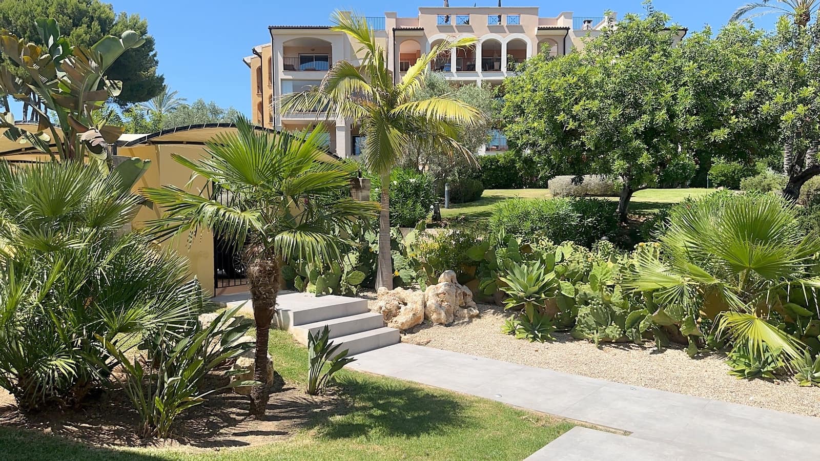 3 sovrum Hus att hyra i El Toro / Port Adriano med pool garage - 4 500 € (Ref: 9915046)