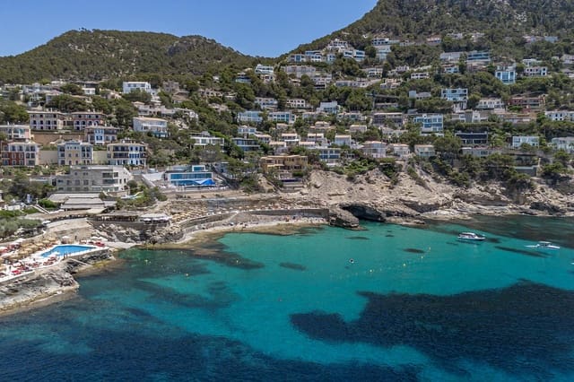 3 soveværelse Lejlighed til salg i Puerto de Andratx, Andratx med swimmingpool garage - € 1.799.000 (Ref: 9941487)