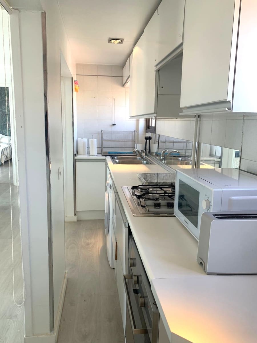 2 soverom Strandleiligheter til salgs i Palma de Mallorca med svømmebasseng garasje - € 595 000 (Ref: 8524788)