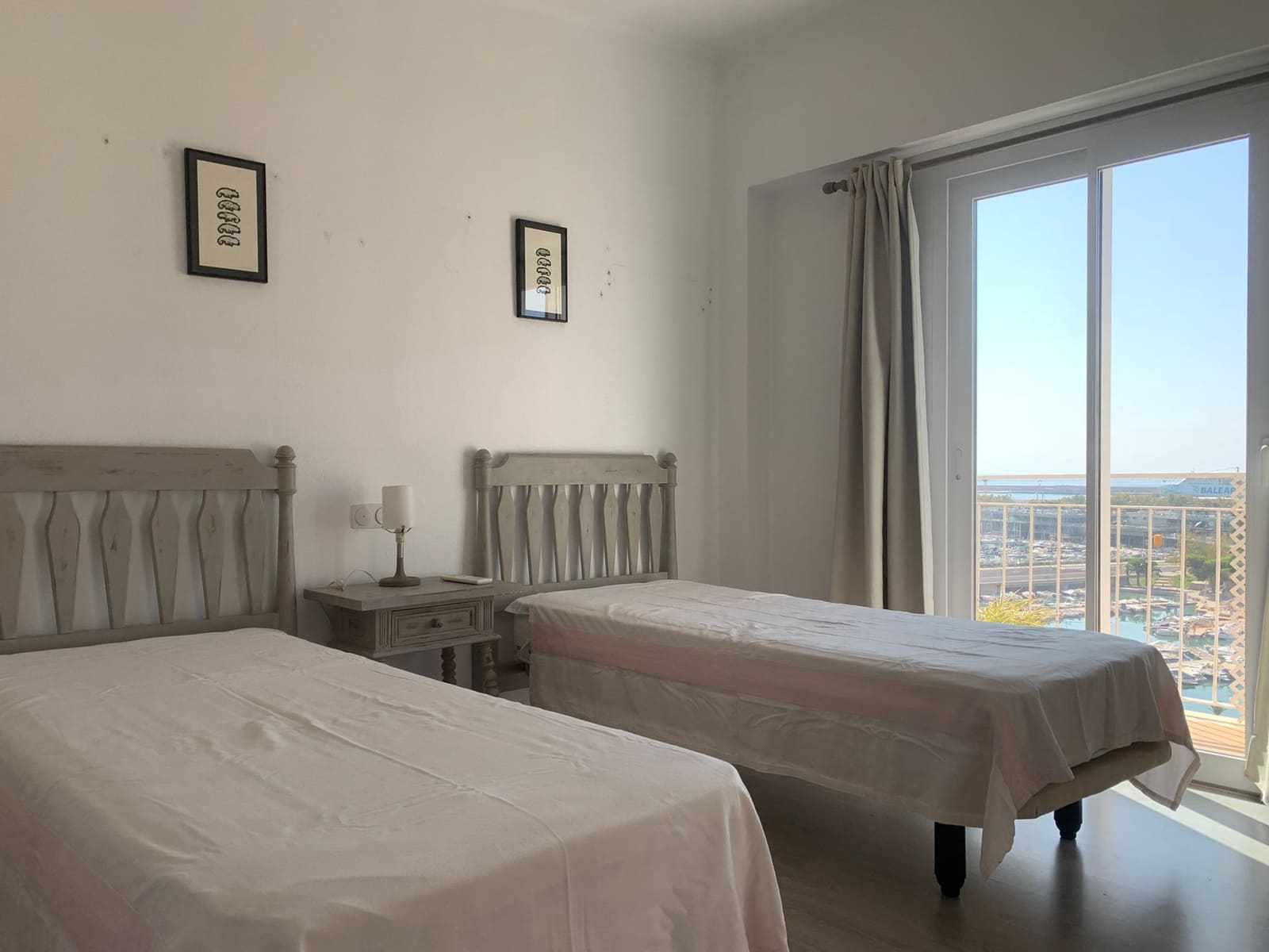 2 soverom Strandleiligheter til salgs i Palma de Mallorca med svømmebasseng garasje - € 595 000 (Ref: 8524788)