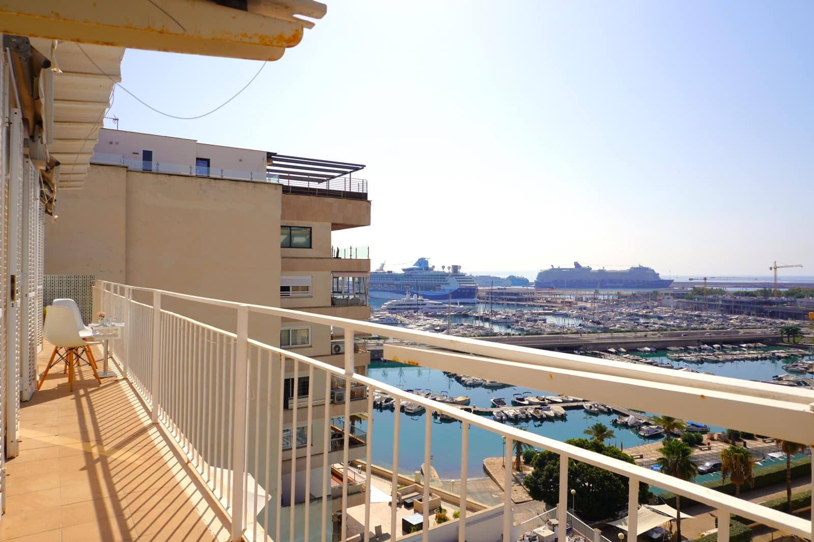 2 soverom Strandleiligheter til salgs i Palma de Mallorca med svømmebasseng garasje - € 595 000 (Ref: 8524788)