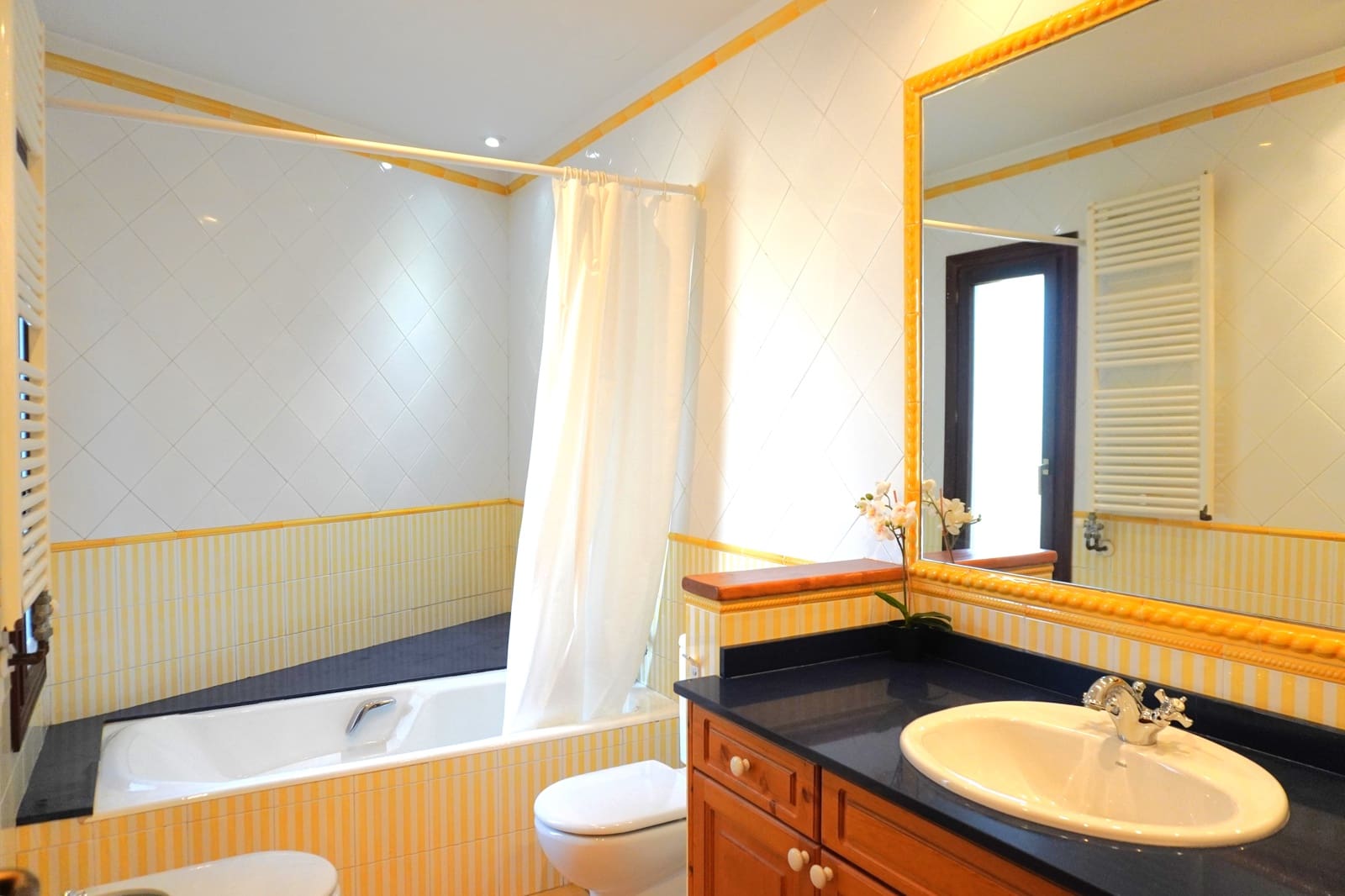 4 soveværelse Villa til leje i Bunyola med swimmingpool garage - € 3.800 (Ref: 8647345)