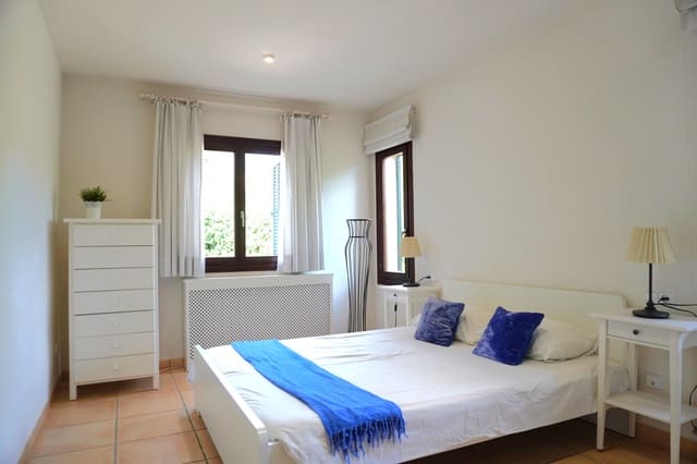 4 sypialnia Willa do wynajęcia w Bunyola z basenem garażem - 3 800 € (Ref: 8647345)