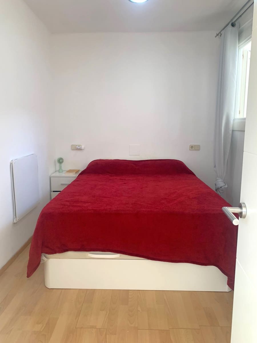 Penthouse for sale in Palma de Mallorca - € 349,000 (Ref: 8829491)