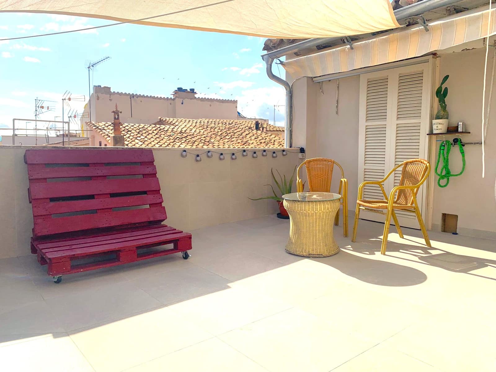 Penthouse for sale in Palma de Mallorca - € 349,000 (Ref: 8829491)