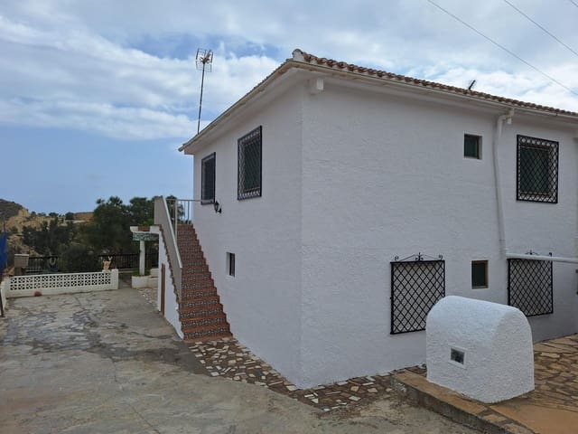 4 Zimmer Villa zu verkaufen in El Campello - 275.000 € (Ref: 10062525)