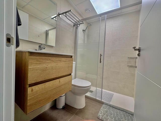 2 slaapkamer Rijtjeshuis te koop in Gran Alacant, Santa Pola met zwembad garage - € 298.000 (Ref: 10062529)
