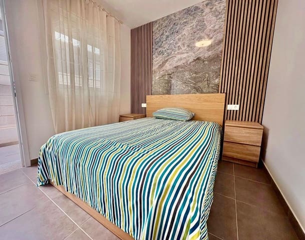 2 slaapkamer Rijtjeshuis te koop in Gran Alacant, Santa Pola met zwembad garage - € 298.000 (Ref: 10062529)