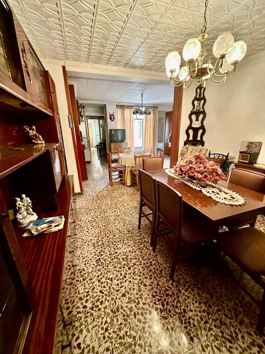6 chambre Maison de Ville à vendre à Elda - 250 000 € (Ref: 10062531)