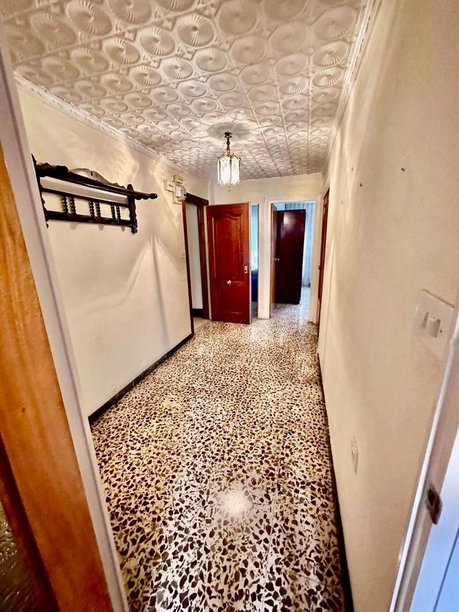 6 chambre Maison de Ville à vendre à Elda - 250 000 € (Ref: 10062531)