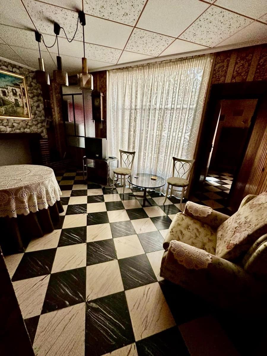 6 chambre Maison de Ville à vendre à Elda - 250 000 € (Ref: 10062531)