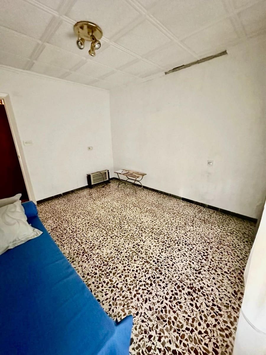 6 chambre Maison de Ville à vendre à Elda - 250 000 € (Ref: 10062531)