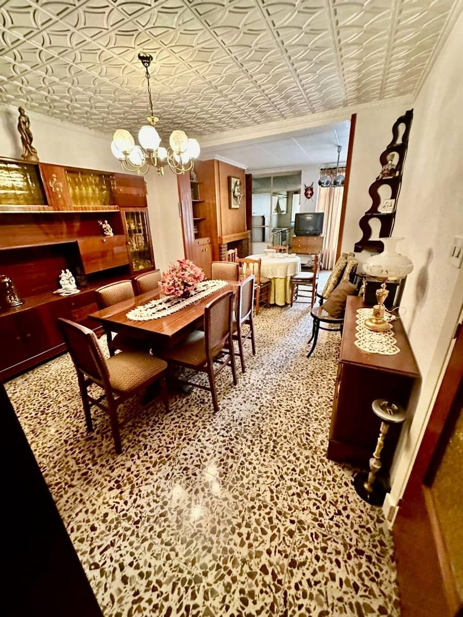 6 chambre Maison de Ville à vendre à Elda - 250 000 € (Ref: 10062531)