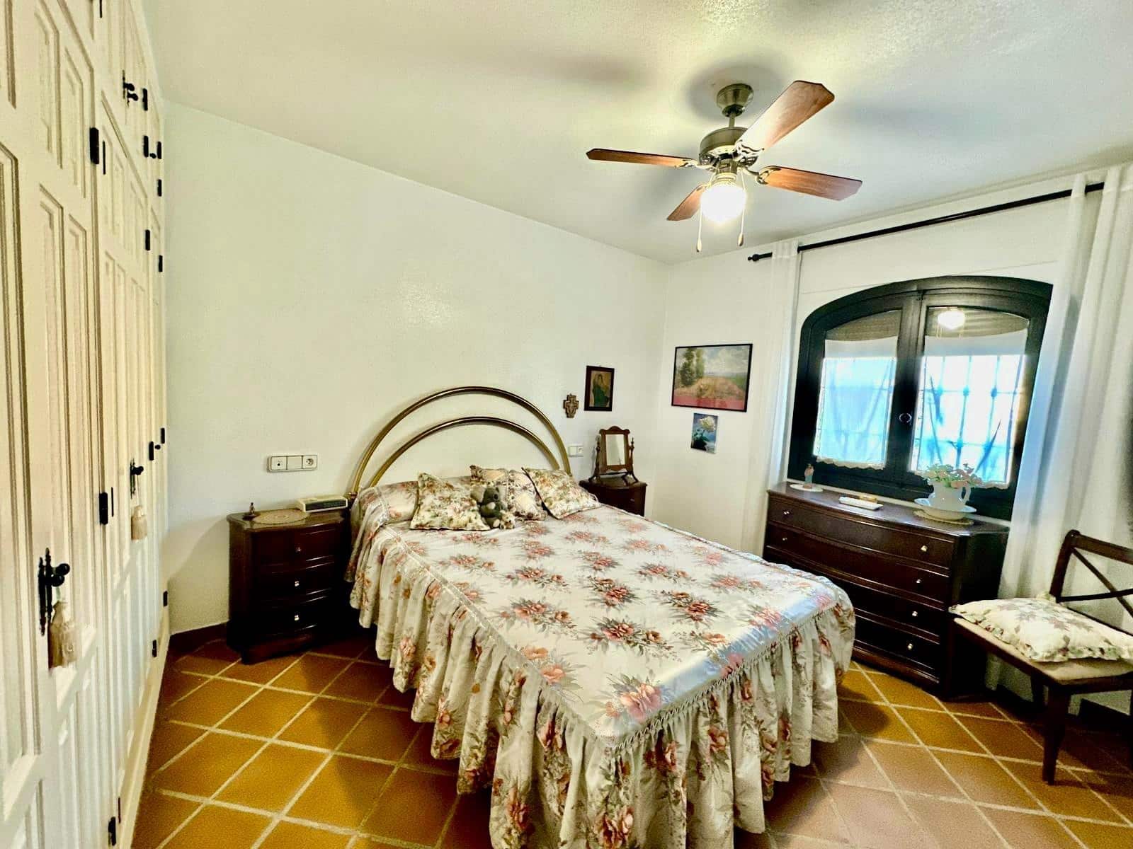 3 bedroom Villa for sale in Muchamiel / Mutxamel with pool garage - € 635,000 (Ref: 10062532)