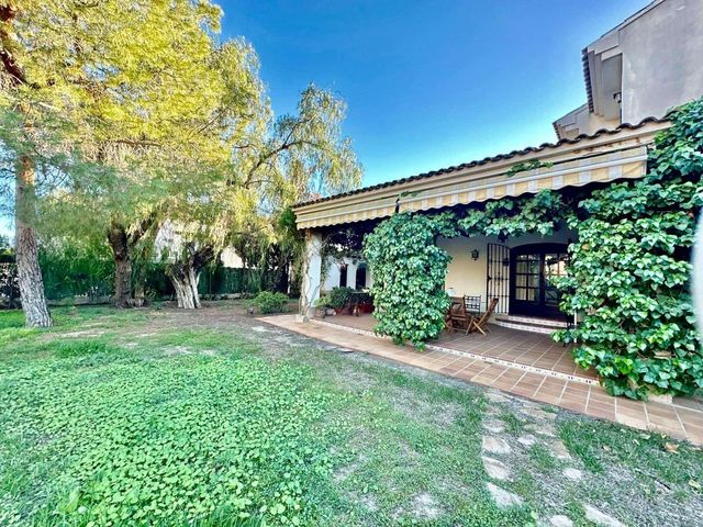 3 soverom Villa til salgs i Muchamiel / Mutxamel med svømmebasseng garasje - € 635 000 (Ref: 10062532)