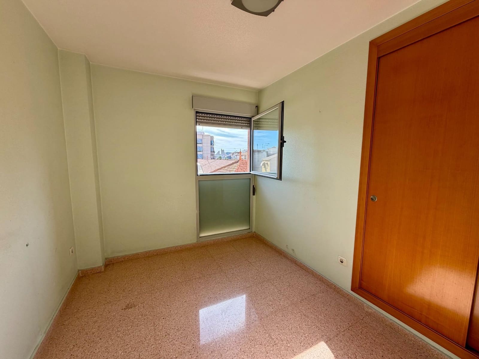 3 Zimmer Wohnung zu verkaufen in Alicante / Alacant Stadt - 208.000 € (Ref: 10062533)