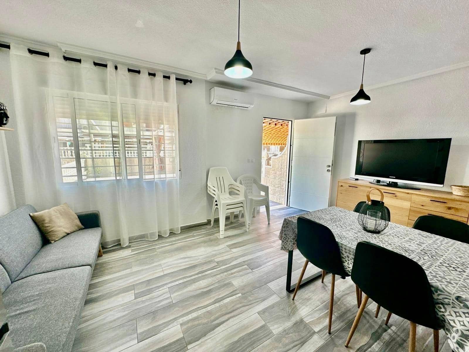 Bungalow de 2 habitaciones en Santa Pola en venta - 289.000 € (Ref: 10062535)