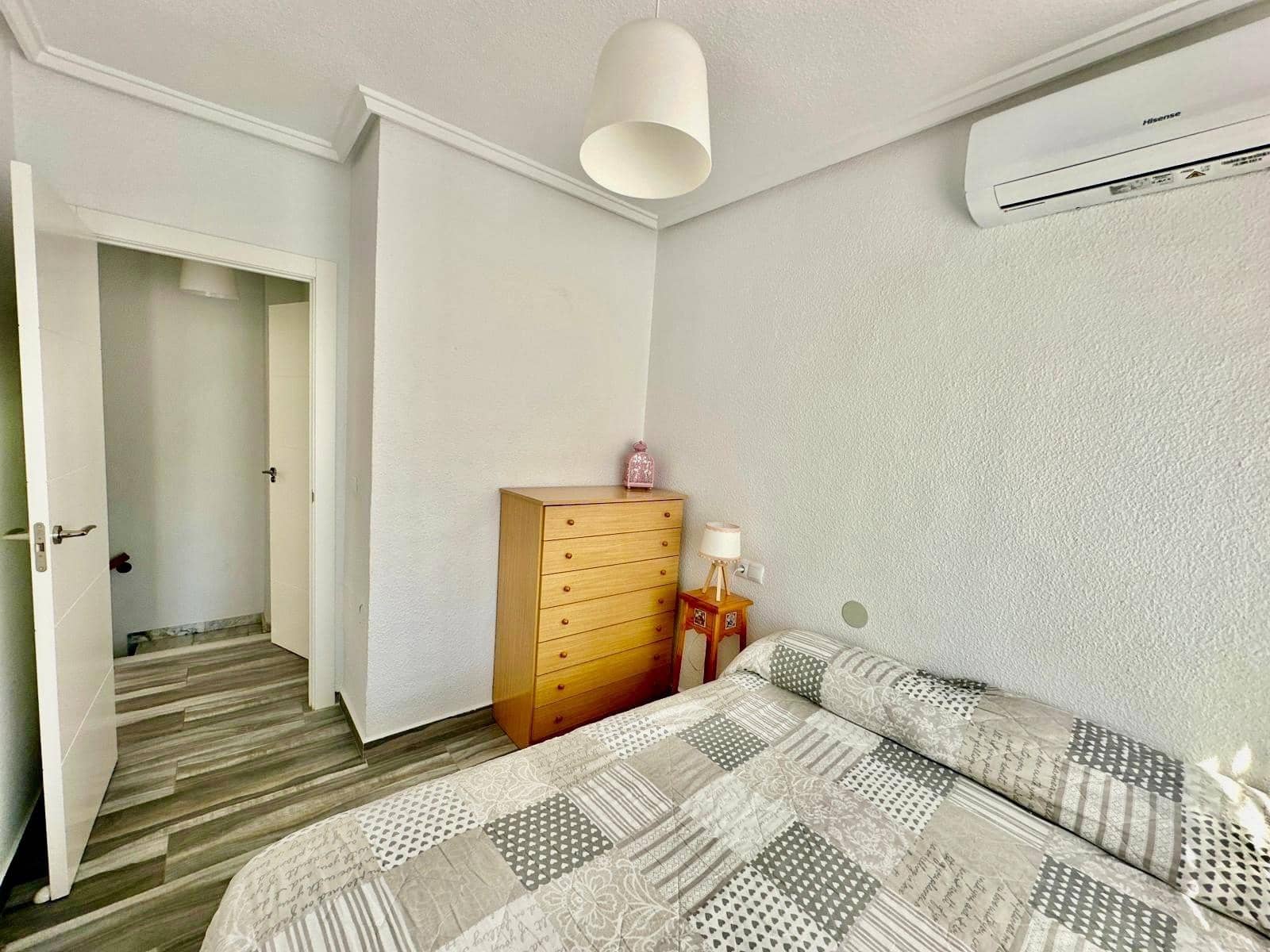 Bungalow de 2 habitaciones en Santa Pola en venta - 289.000 € (Ref: 10062535)