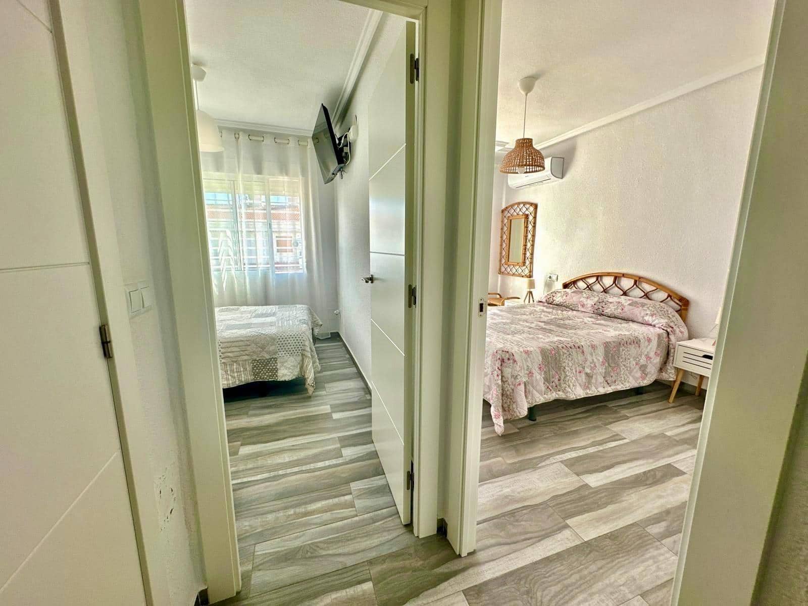 Bungalow de 2 habitaciones en Santa Pola en venta - 289.000 € (Ref: 10062535)