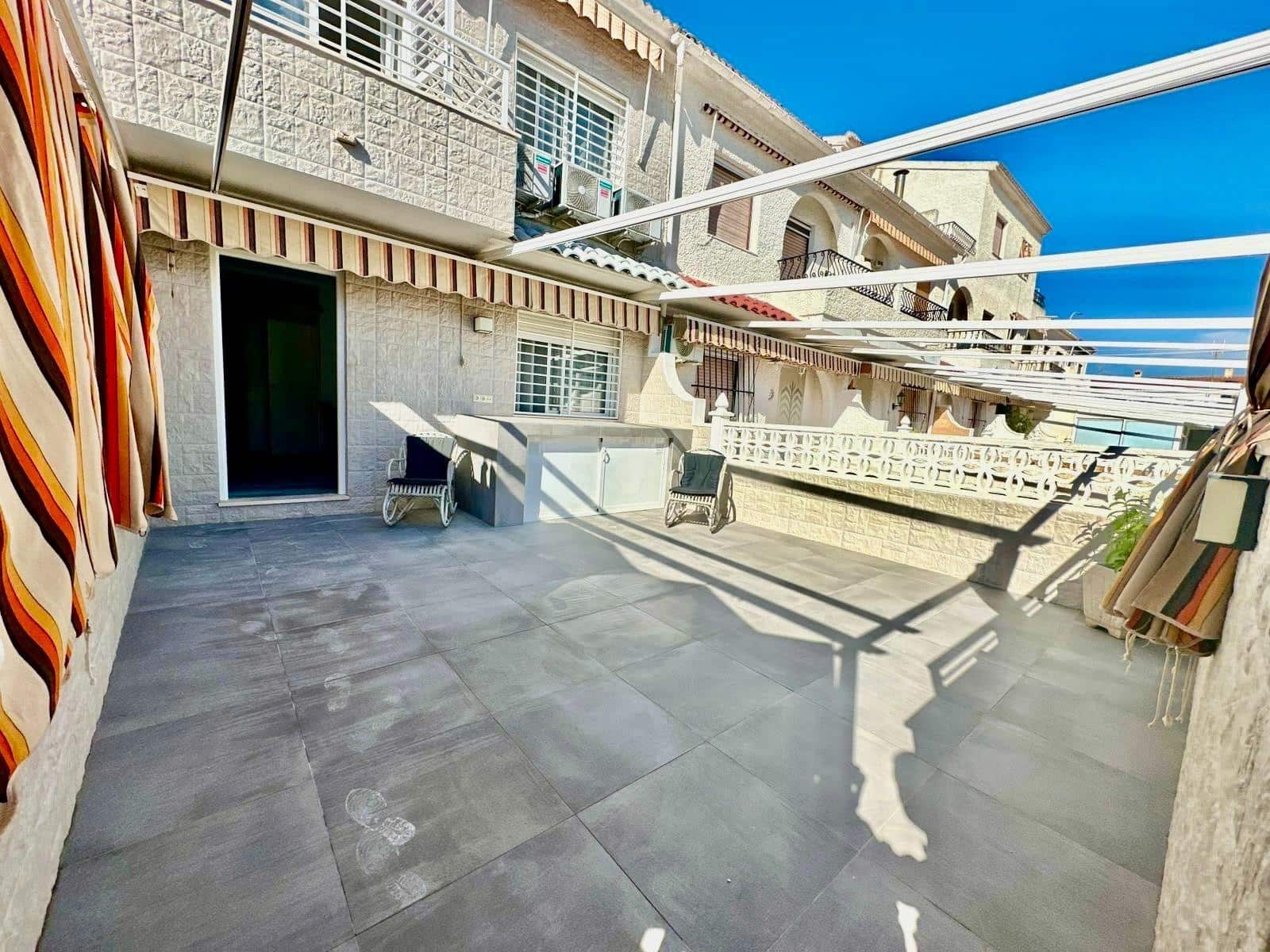Bungalow de 2 habitaciones en Santa Pola en venta - 289.000 € (Ref: 10062535)