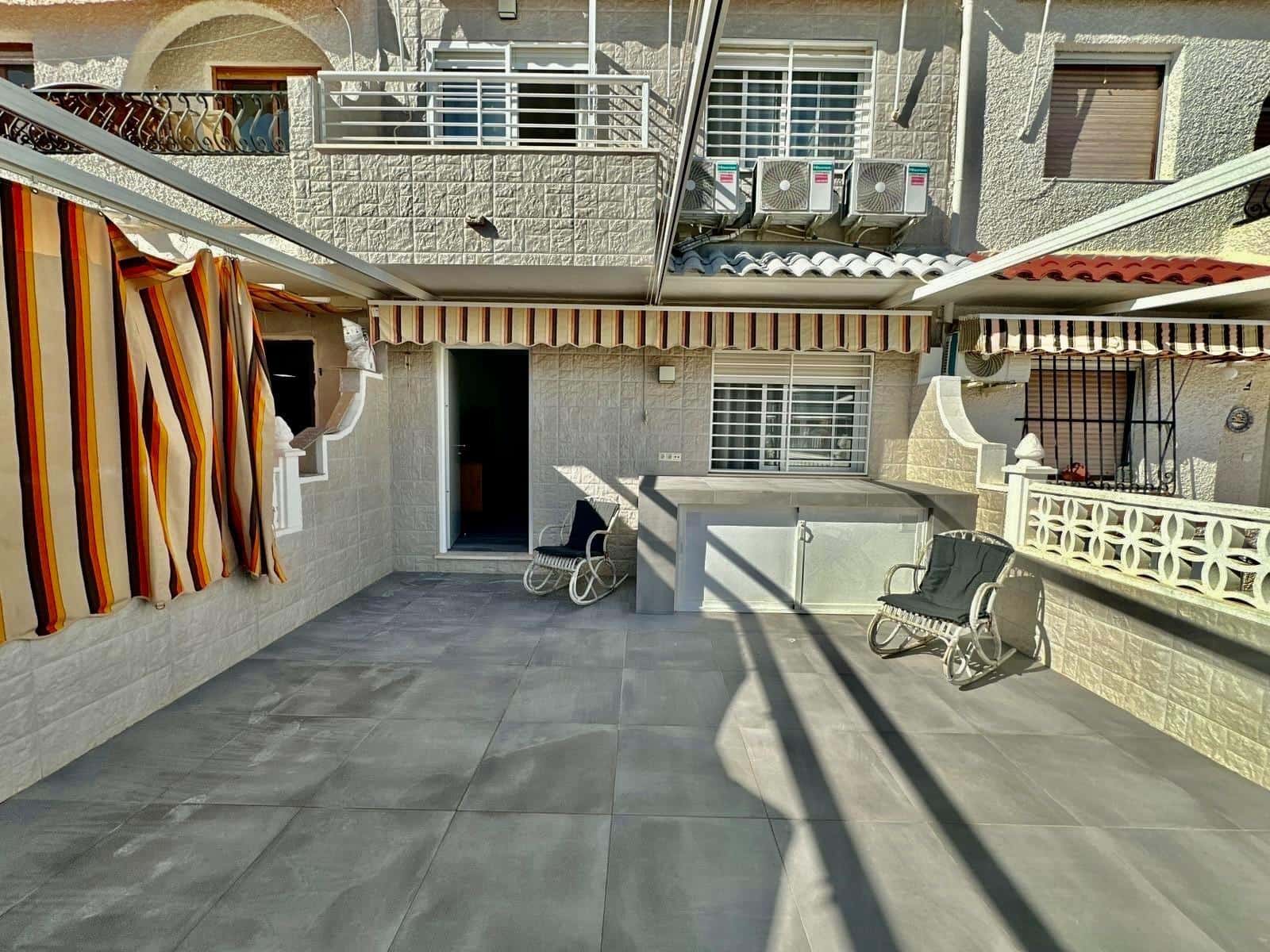 Bungalow de 2 habitaciones en Santa Pola en venta - 289.000 € (Ref: 10062535)