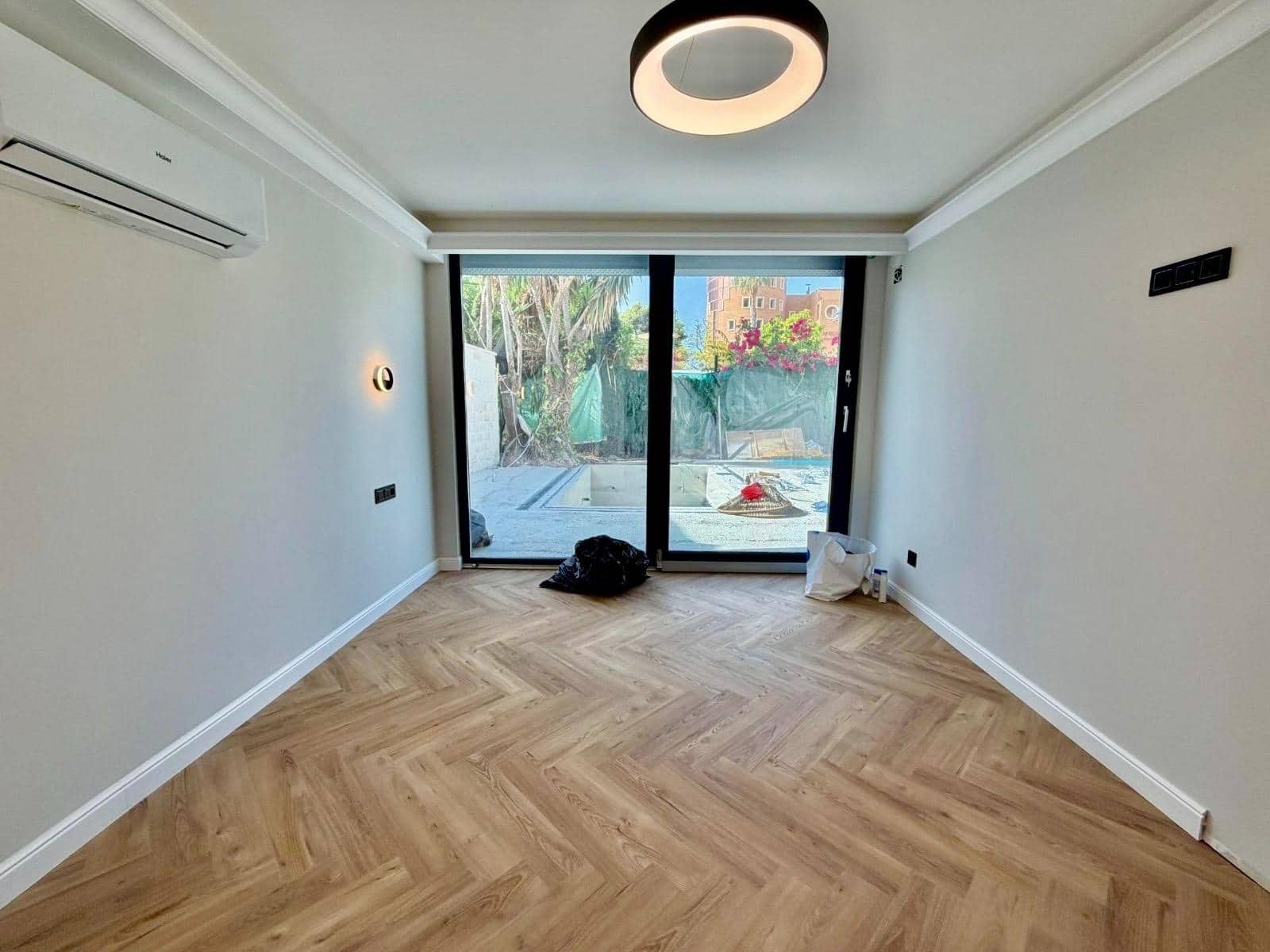 3 Zimmer Villa zu verkaufen in Alicante / Alacant Stadt mit Pool Garage - 760.000 € (Ref: 10062539)