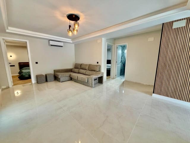 3 Zimmer Villa zu verkaufen in Vistahermosa, Alicante / Alacant Stadt mit Pool Garage - 760.000 € (Ref: 10062539)