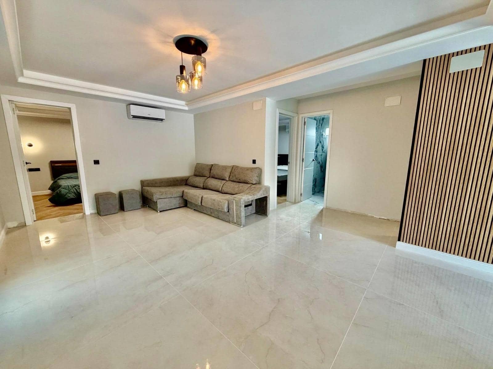 3 Zimmer Villa zu verkaufen in Alicante / Alacant Stadt mit Pool Garage - 760.000 € (Ref: 10062539)