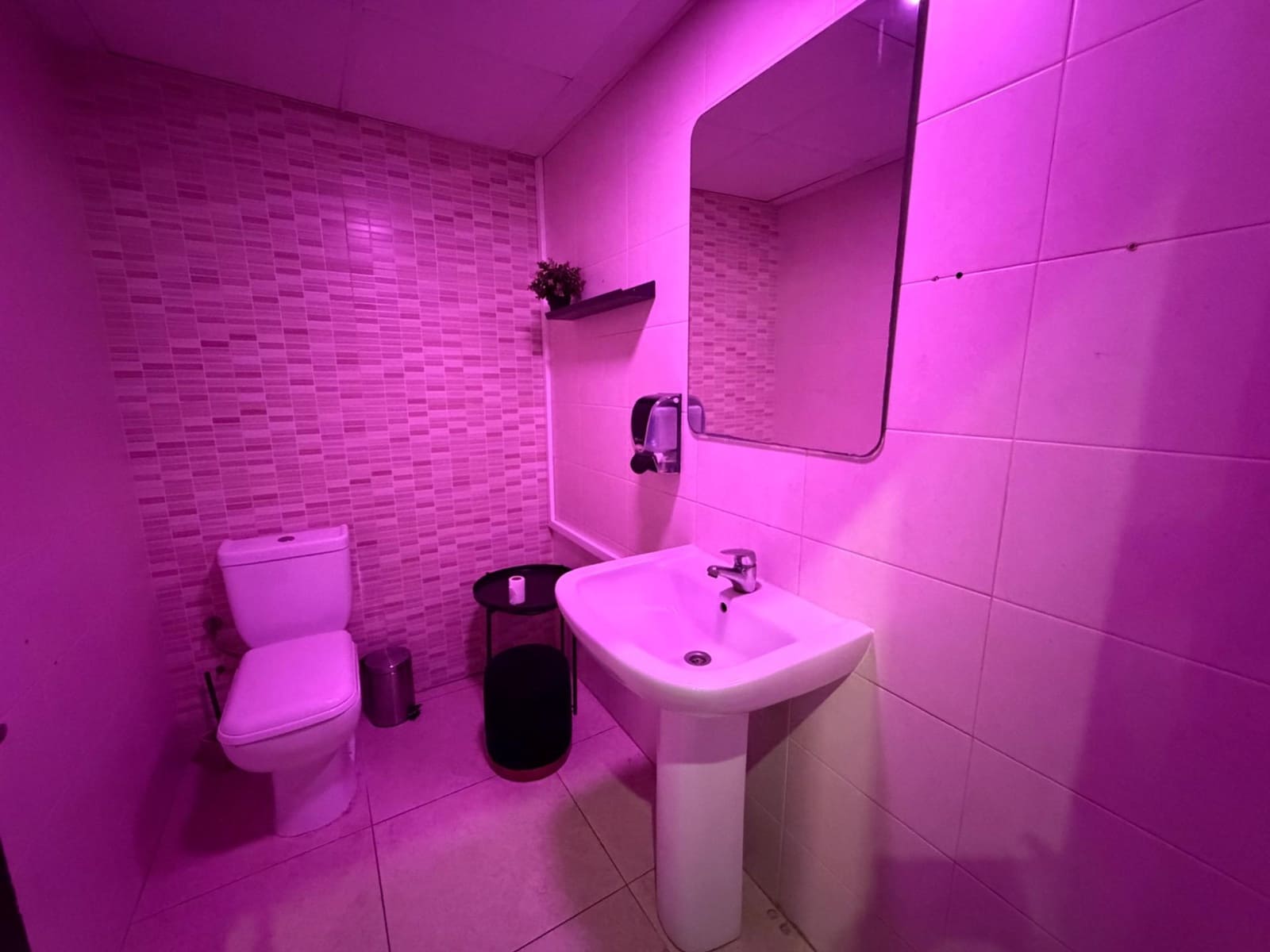 Kaupallinen myytävänä paikassa Alicante kaupunki - 99 900 € (Ref: 10062541)
