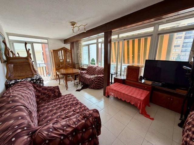 3 Zimmer Wohnung zu verkaufen in Levante, Benidorm mit Garage - 180.000 € (Ref: 10062543)