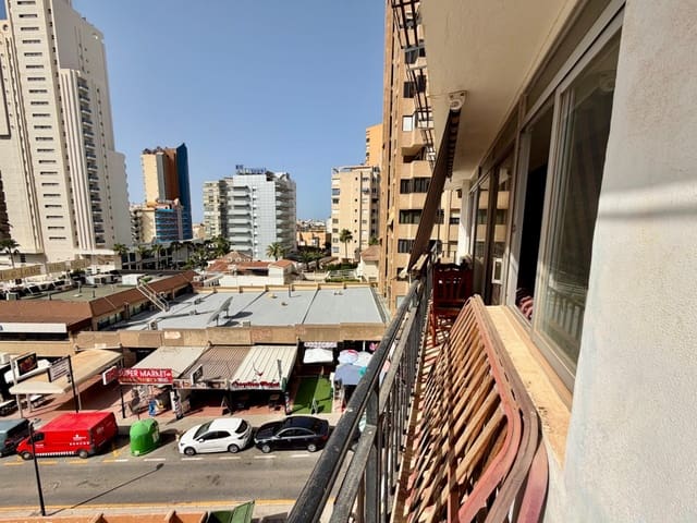 3 Zimmer Wohnung zu verkaufen in Levante, Benidorm mit Garage - 180.000 € (Ref: 10062543)