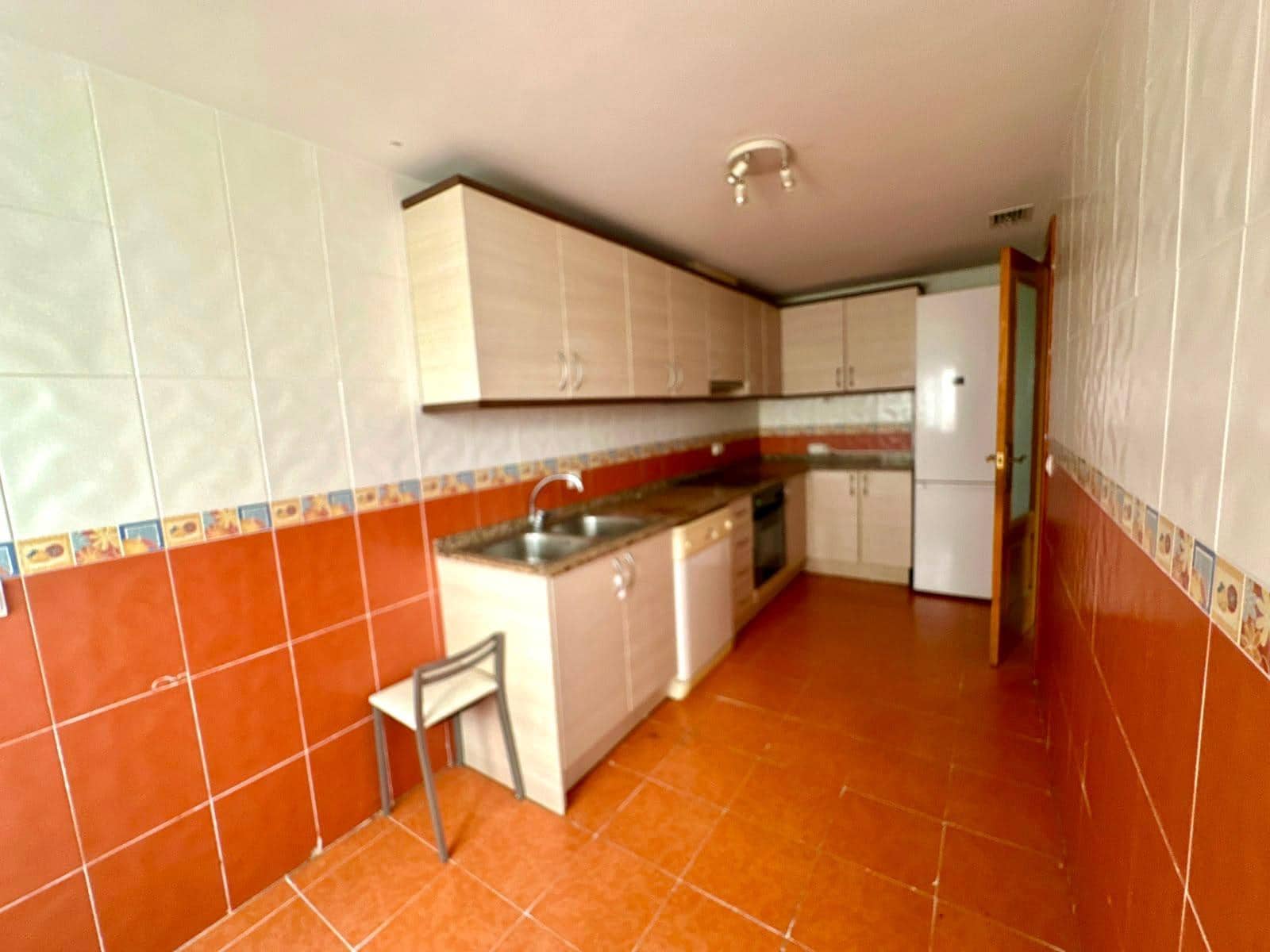3 sovrum Lägenhet till salu i Alicante stad med pool garage - 260 000 € (Ref: 10062546)