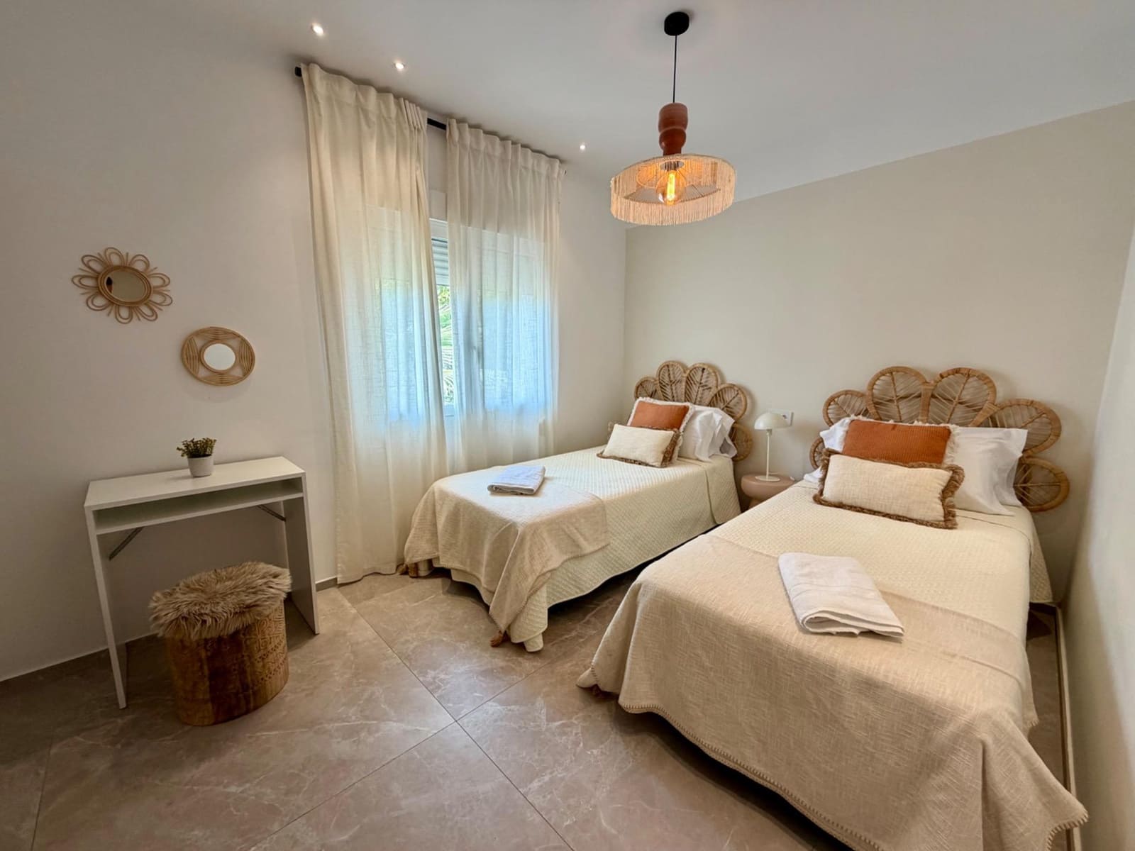 4 quarto Hotel para venda em Cala de Finestrat - 1 280 000 € (Ref: 10062547)